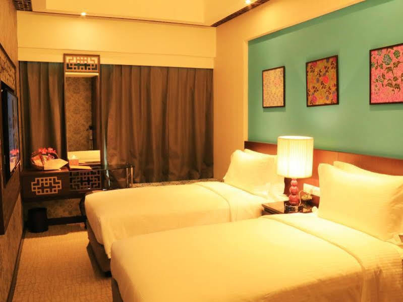 Malacca Estadia Hotel מראה חיצוני תמונה