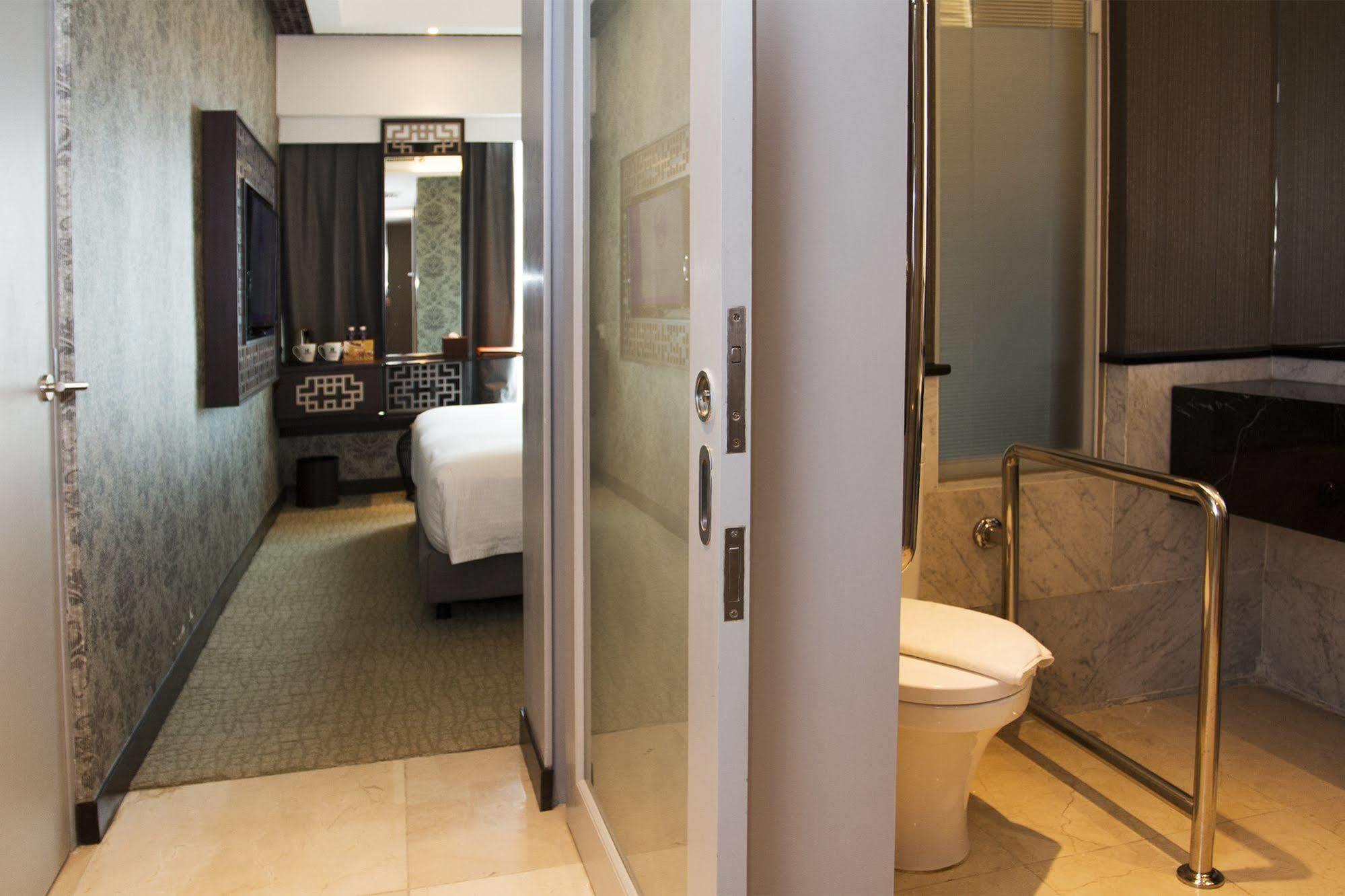 Malacca Estadia Hotel מראה חיצוני תמונה