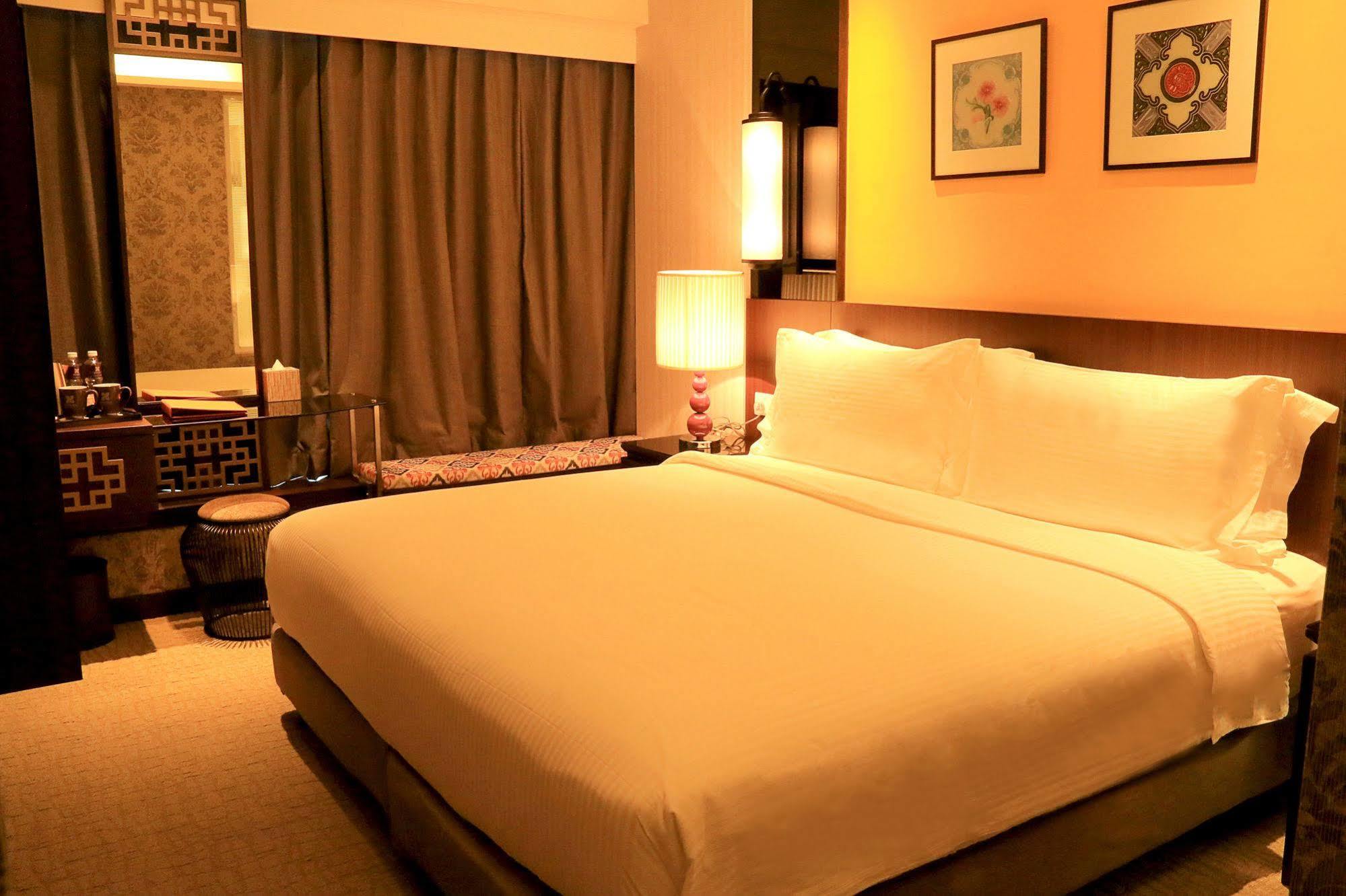 Malacca Estadia Hotel מראה חיצוני תמונה