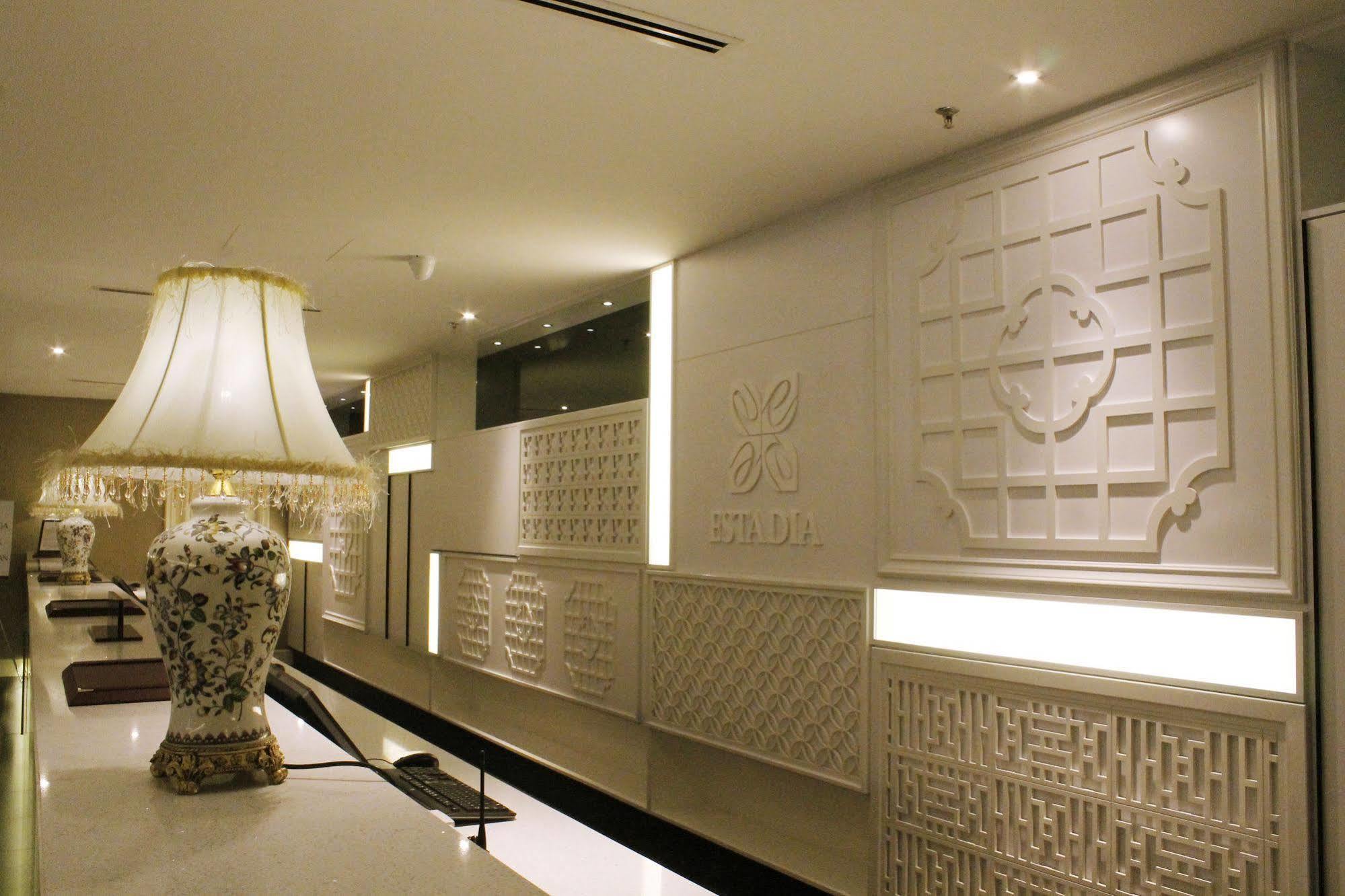 Malacca Estadia Hotel מראה חיצוני תמונה